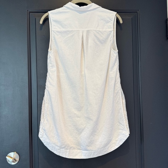 Camber & Grace White Collard Linen Blend Sleeveless Shirt Top w Side Slit - Picture 3 of 5